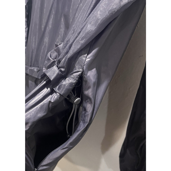 Fabletics Kali Run Jacket Hooded Packable Lightweight Nylon Vent Blue Small - Picture 12 of 12